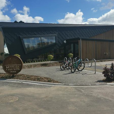 Farm Stay On Te Awa Cycleway Tamahere Exterior foto